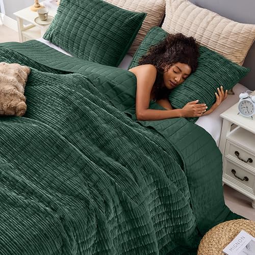 SHALALA Velvet Quilt King Size,Striped Bedding Set,Lightweight Velvet Comforter,Luxurious Cozy Bedspread and Coverlet with Soft Brushed Microfiber Back for All Season(King,Army Green) - Grand Goldman