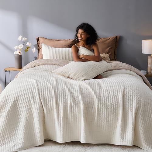 SHALALA Velvet Quilt King Size,Striped Bedding Set,Lightweight Velvet Comforter,Luxurious Cozy Bedspread and Coverlet with Soft Brushed Microfiber Back for All Season(King,Army Green) - Grand Goldman