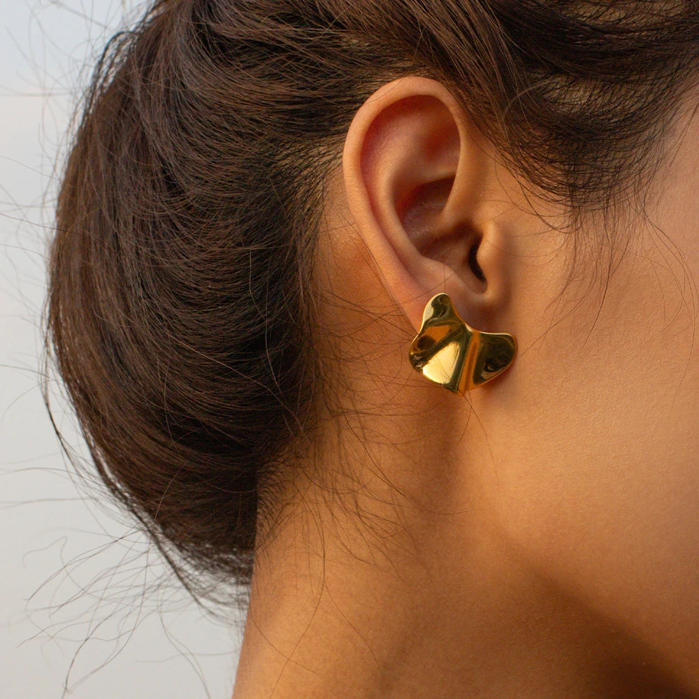 Rustfrit stål 18k forgyldt minimalistisk metaltekstureret uregelmæssig konvekse ørestikker Vandtætte femme Chic stilfulde smykker