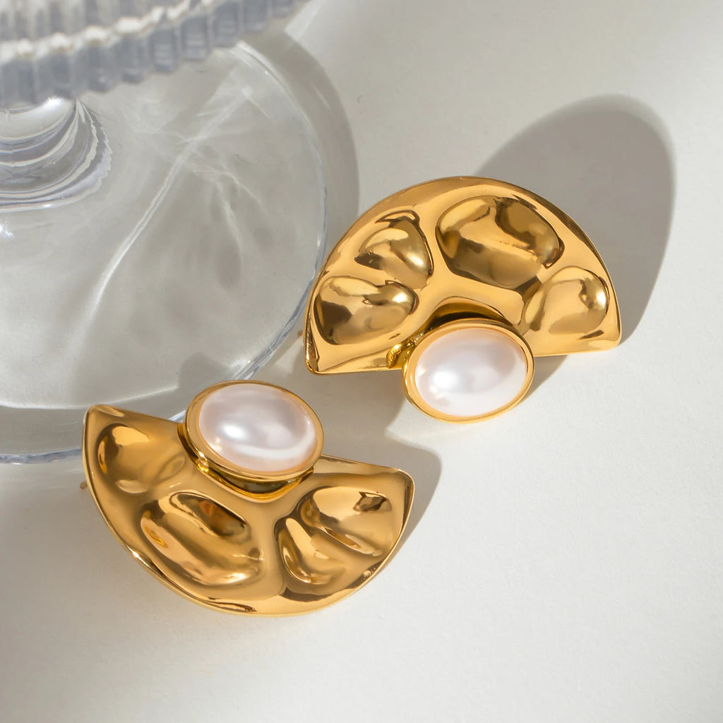 Stainless Steel 18k Gold Plated Vintage Imitation Shell Bead Fan-shaped Hammer Earrings Women Temperament Fashion Charm Jewelry