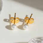 Trendy 18k rustfrit stål hvid zirkon plast perle C form måne glatte øreringe kvinder statement Rustfri smykker