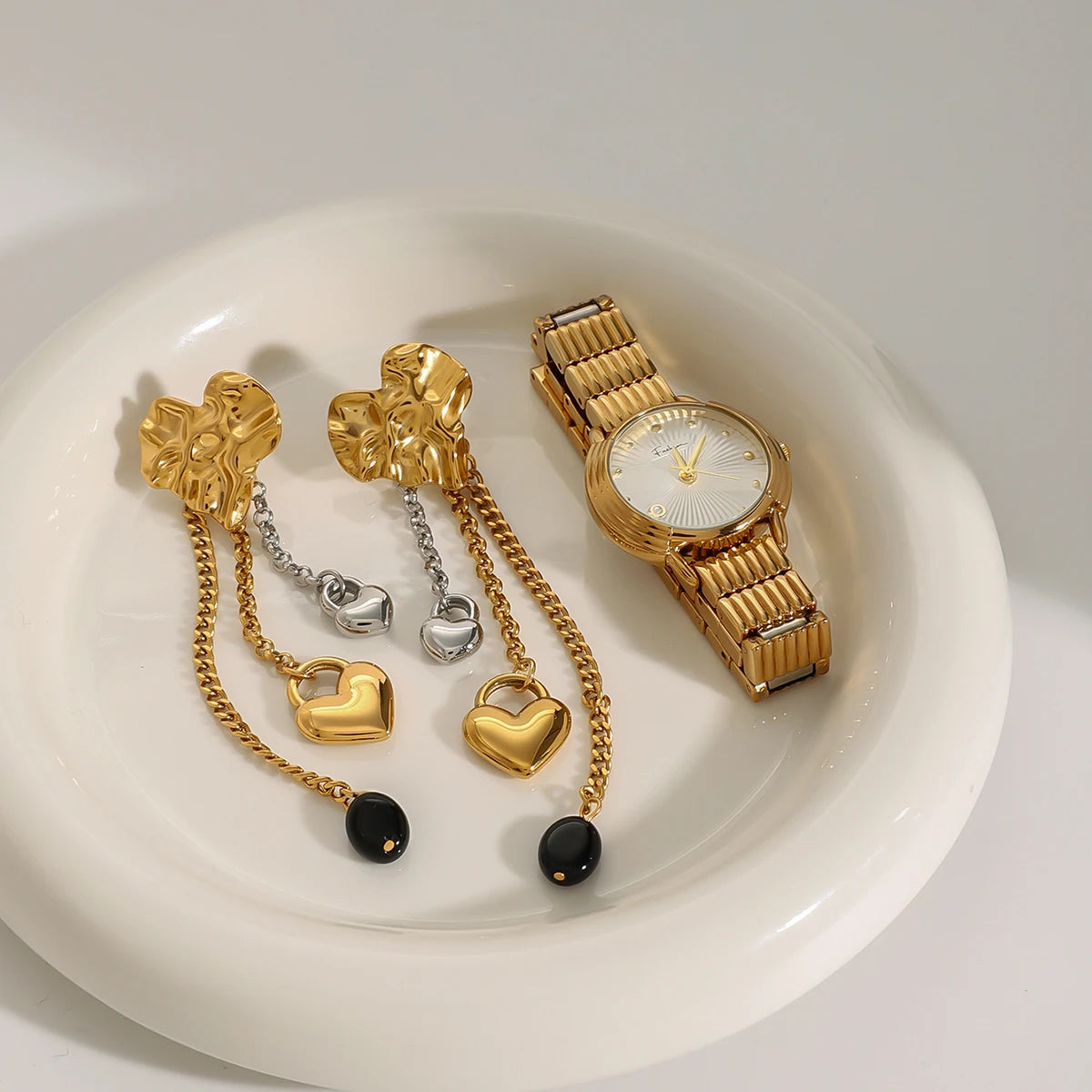 Minimalistische 18k vergoldete Edelstahl-Hammerkorn-Liebe-Herz-Quasten-Ohrringe für Frauen, allergiepräventiver Charmschmuck