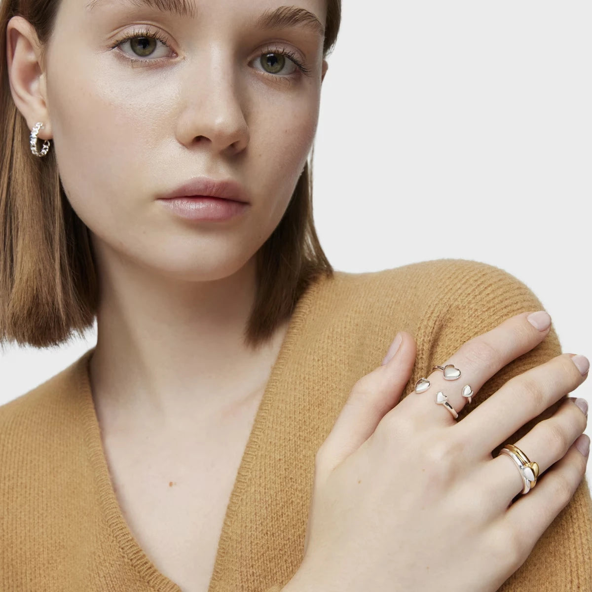 Minimalistischer, 18k vergoldeter Edelstahl-Liebesherz-Farbabstimmungs-verstellbarer offener Ring für Frauen, anti-allergischer Charmschmuck