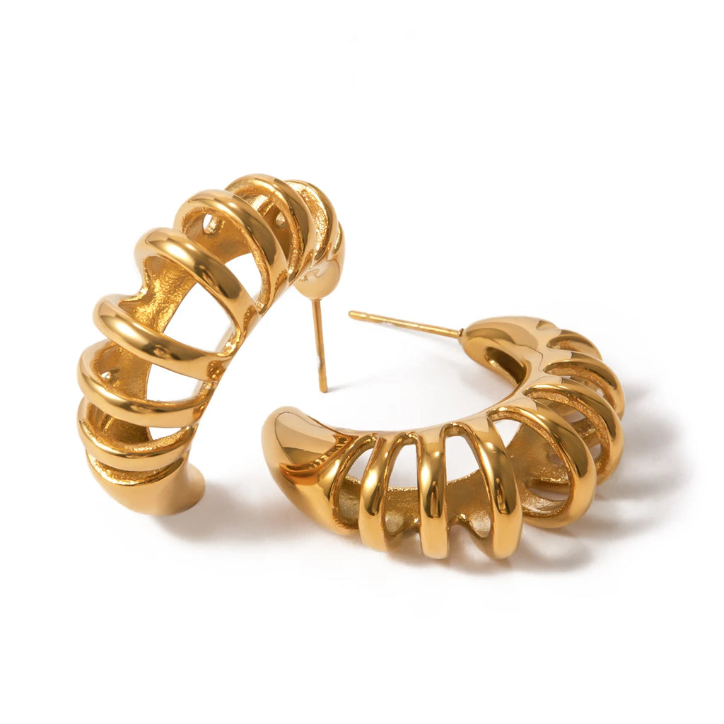 Kolczyki ze stali nierdzewnej pozłacane 18k złotem, delikatne, w kształcie litery C, ażurowe, lekkie, przytulne, odporne na rdzę, biżuteria damska, prezent na galę