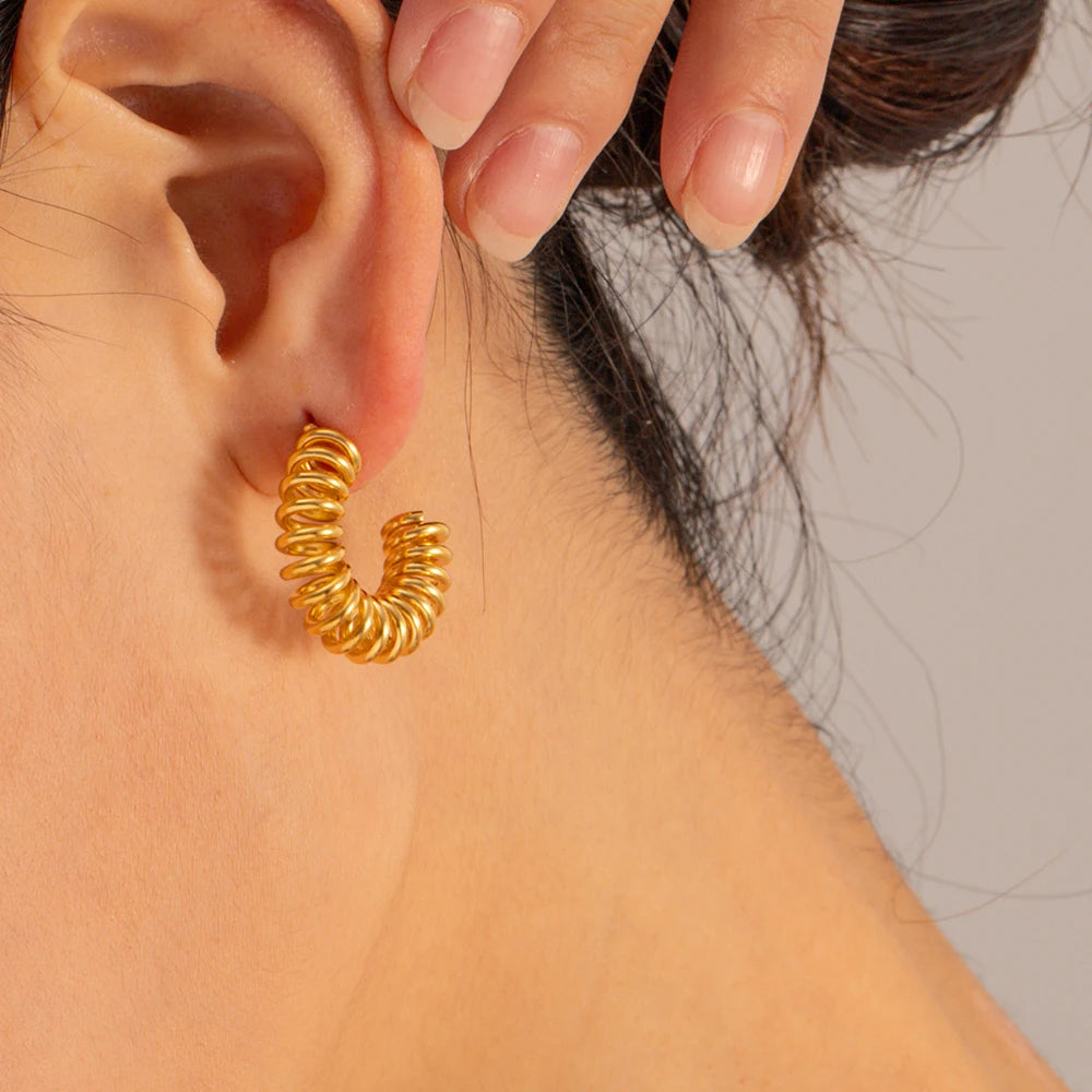 Low Key Luxury Stainless Steel 18K Gold Plated Vintage Telephone Twine Wrapped C Shaped Earrings Tarnish-free Women Ear Jewelry