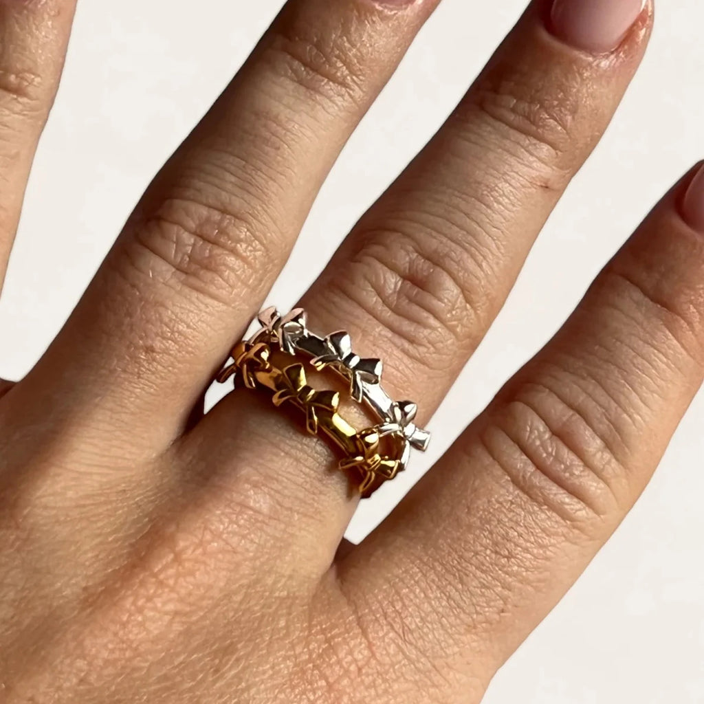 Exquisiter 18K PVD-beschichteter Edelstahl, zarter offener Ring mit drei Schleifen, Damen, hochwertige Charme, stilvoller Schmuck