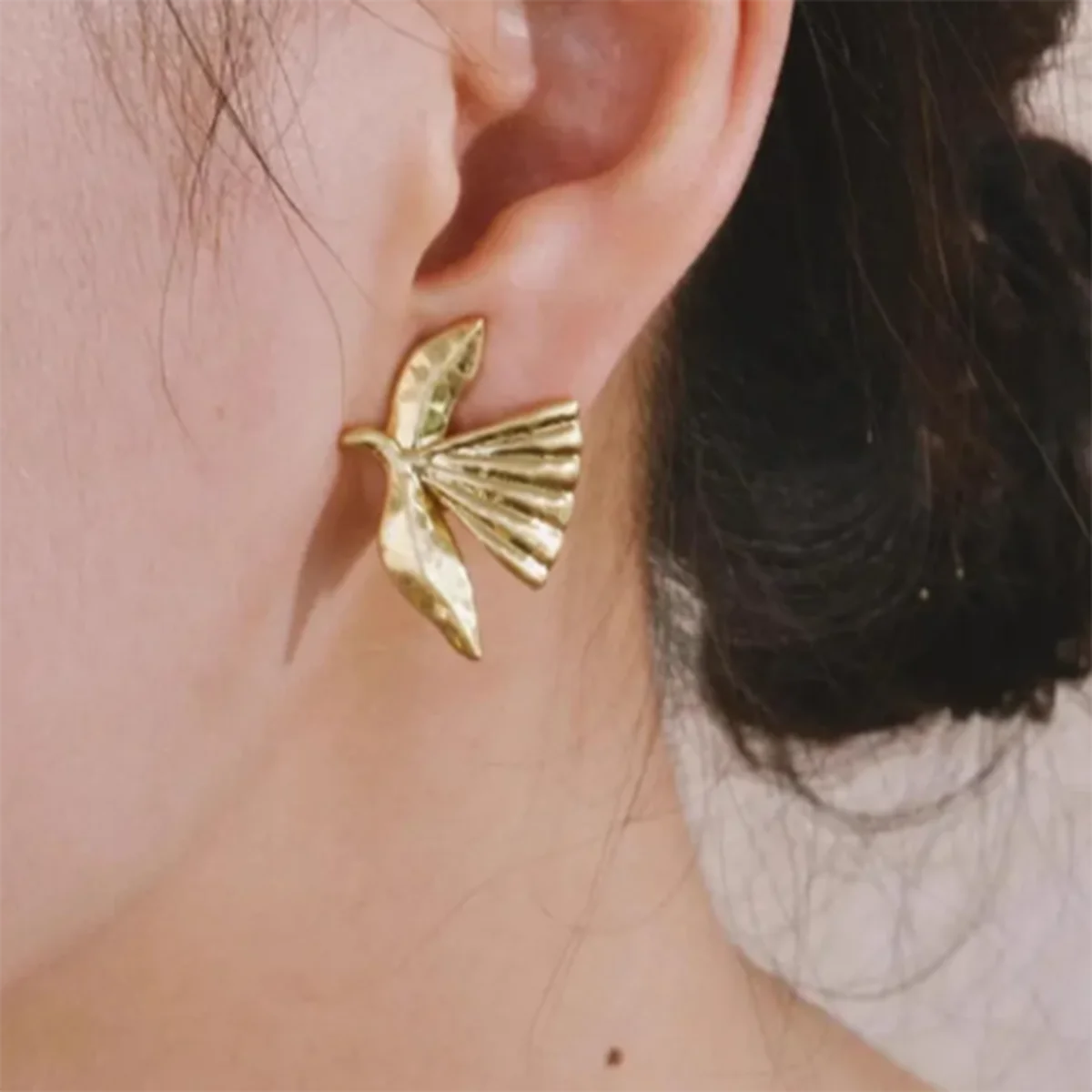 Minimalist 18k Gold Plated Smooth Pigeon Earrings Stainless Steel Women Rust Proof Anti Allergic Gala Gift Jewelry Bijoux