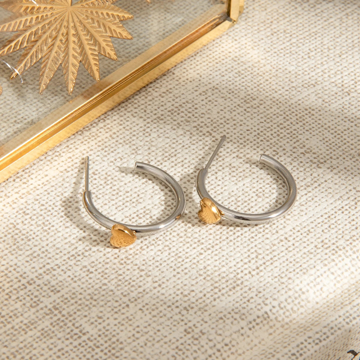 Minimalistisk Guld Sølv Farve Matchende Rustfrit Stål Hjerteformede Øreringe Kvinder Anti Allergisk Rustfri Stilfulde smykker