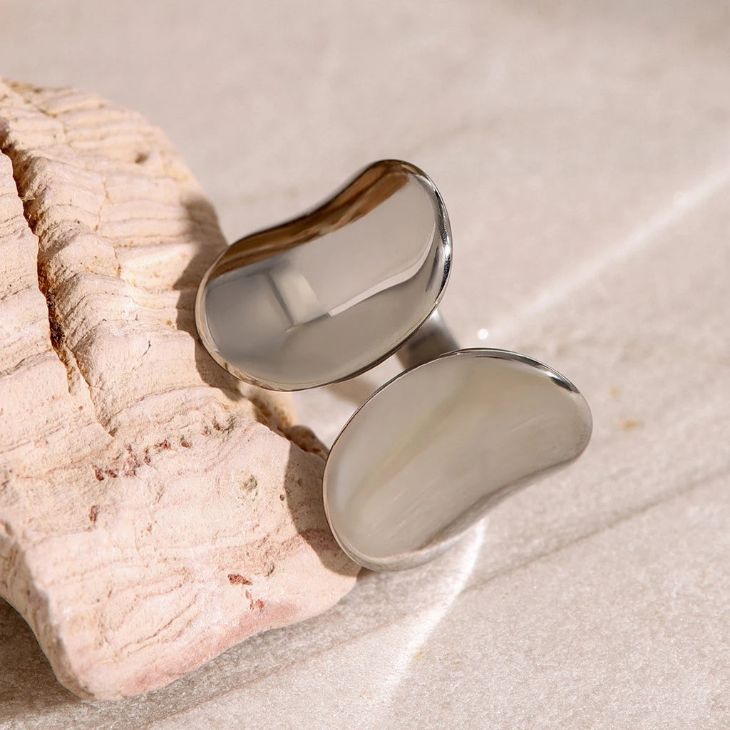 Rostfreier 18K PVD-beschichteter symmetrischer glatter offener Ring aus Edelstahl für Damen, rostfreier Metall-Statement-Schmuck, wasserdicht