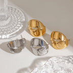 Zora Glossy Glat Metal Rustfrit Stål Cross Øreringe Vandtætte Sporty Usædvanlige Øreringe Smykker Bijoux Femme Gift