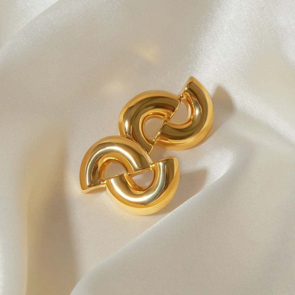 18 karat forgyldt delikat rustfrit stål Halvcirkel interlaced design øreringe lyse hyggelige rustsikre Bijoux Femme gallagave