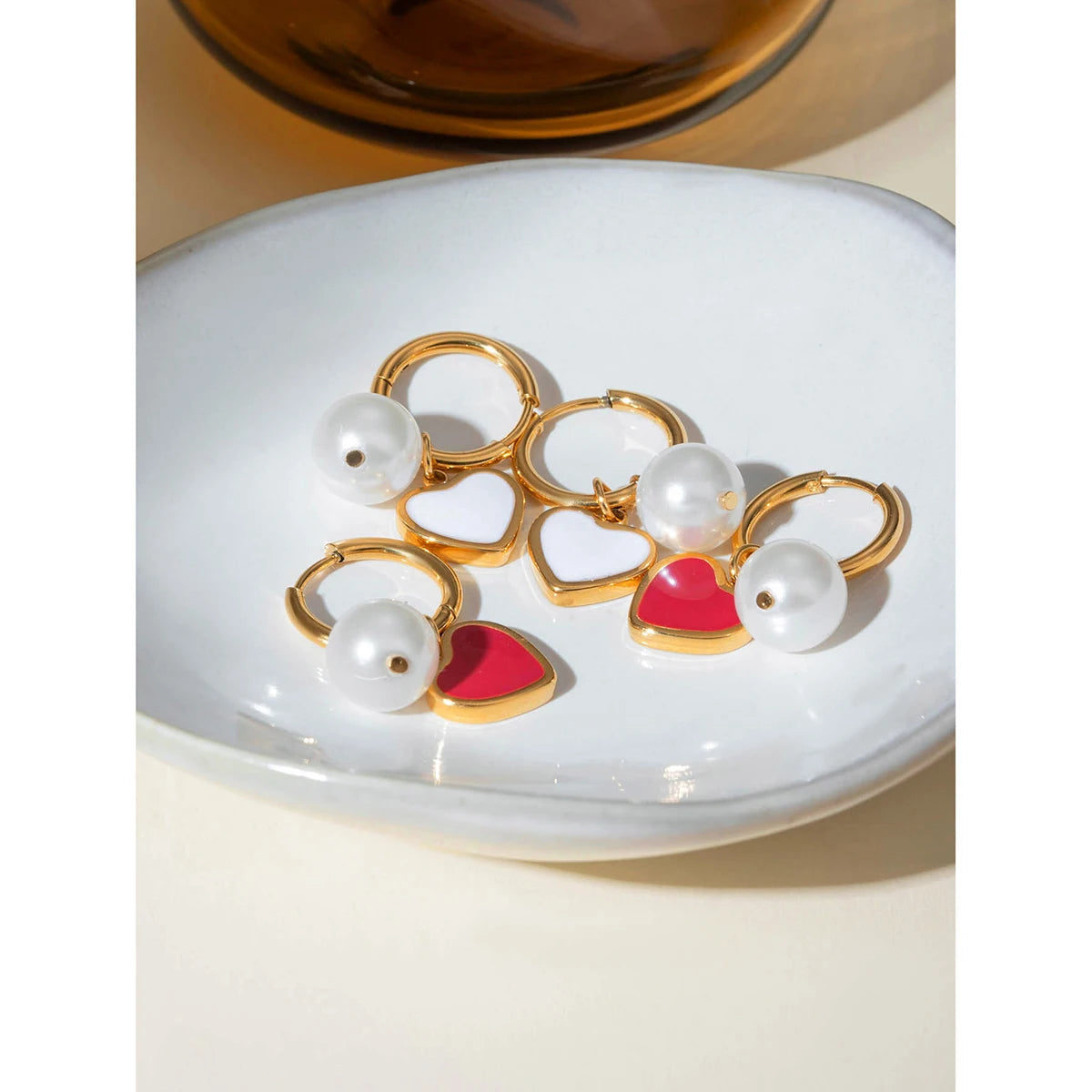 Anti Allergic 18K Gold Plated Pearl White Dripping Oil Love Heart Earrings Stainless Steel Delicate Free Temperament Jewelry