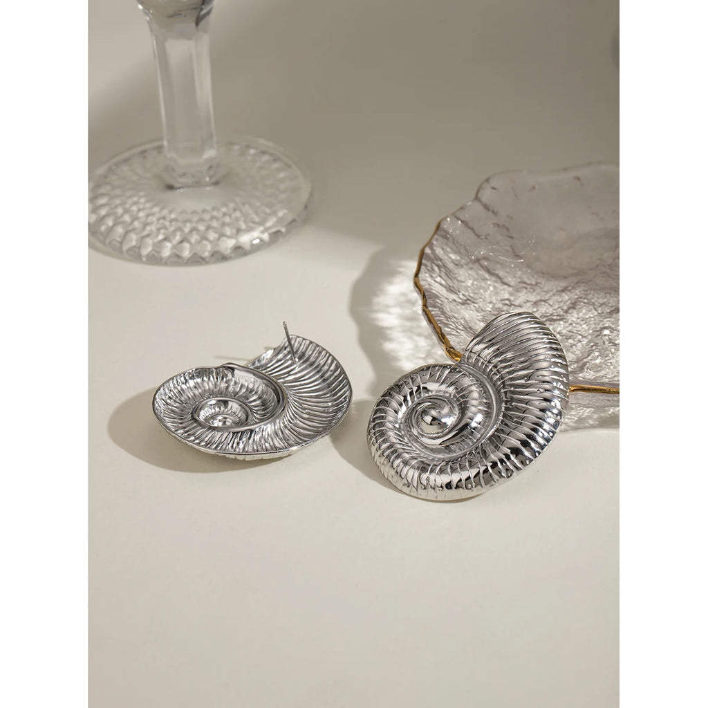 Stålfarve Rustfrit stål Chunky Conch Stud Øreringe Metal Tekstur Vandafvisende Hypoallergene Finpolerede smykker