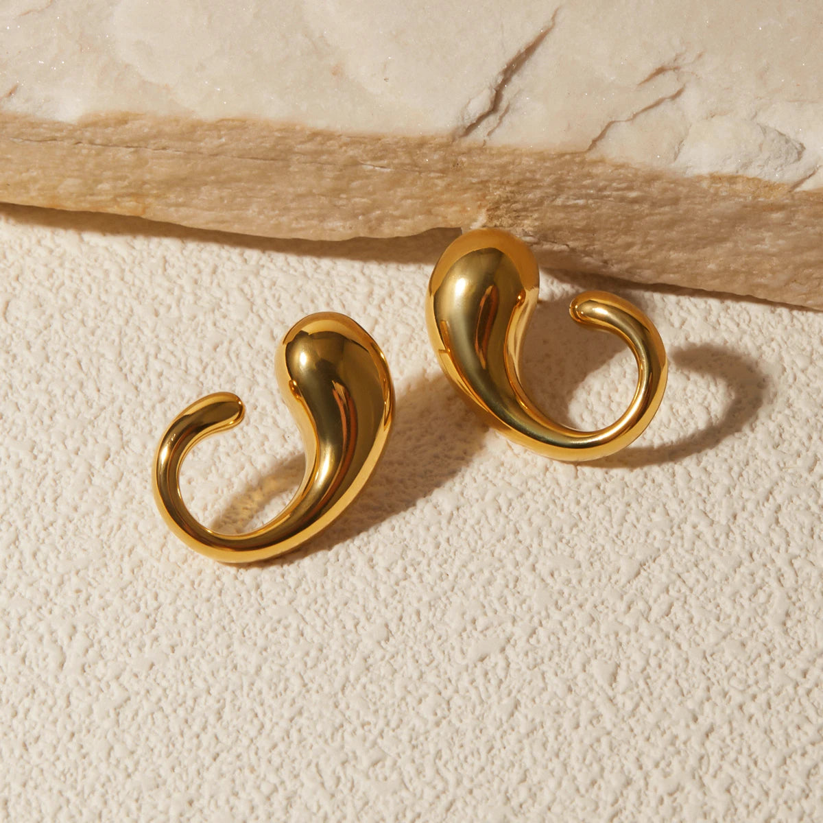 18k vergoldete, zarte Ohrringe aus Edelstahl in Wassertropfenform, leicht, gemütlich, rostfrei, temperamentvoll, Bijoux Femme Gala Geschenk