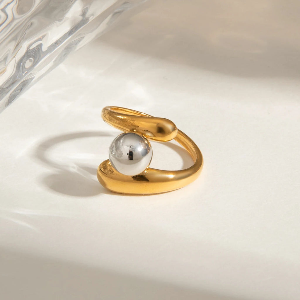 18K PVD-beschichteter Gold-Silber-farbener Ball mit passender Farbe, dreilagiger Öffnungsring, Damen, anti-allergisches Metall, Charme, täglicher Schmuck