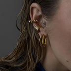 Minimalistische 18k Goud Vergulde Lichte Gezellige Drie Lagen Brede Oorklemmen Vrouwen Charmante Roestvrijstalen Statement Sieraden