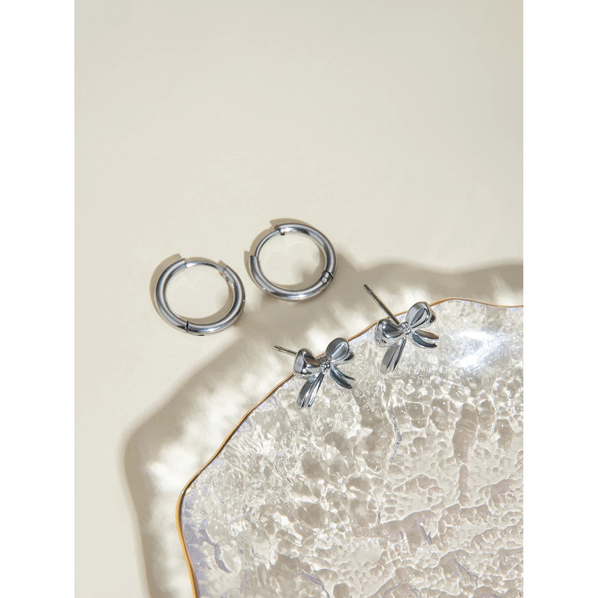 Stålfarve Lys Hyggelig Minimalistisk Simple Coil Øreringe og sløjfestuds Sæt Personligt rustfrit stål Statement smykker