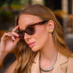 Geometrische wasserdichte 18k vergoldete Edelstahl-Mütze gestreifte hohle Ohrringe stilvoll antiallergisch markanter Schmuck