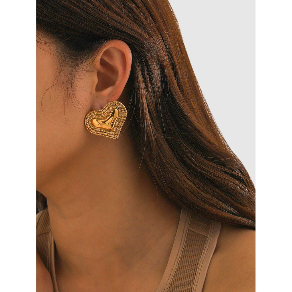 Rustfrit stål Minimalistisk C form konvekse kærlighedshjerte øreringe 18k forgyldte Anti-allergisk Stilfuldt frit temperament Bijoux smykker