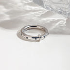 Anello Singolo con Strass Nero Uomo Donna Anello Insolito Resistente all'Acqua Placcato 18K PVD Anelli Semplici per Dita