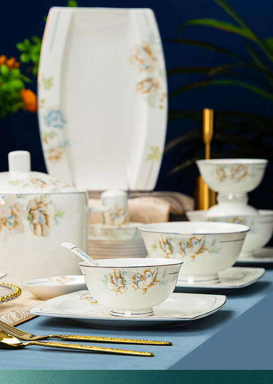 Ensemble de bols et plats en porcelaine d'os de Jingdezhen, ensemble de bols et de baguettes en céramique de luxe léger