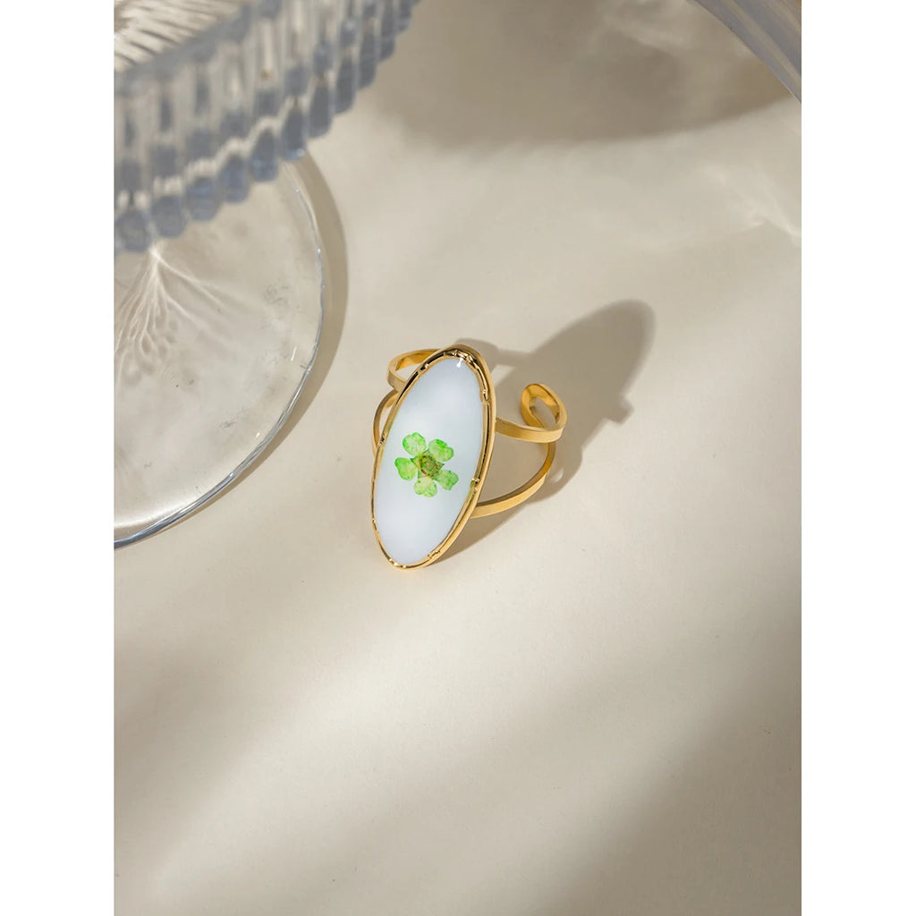 Stainless Steel 18k Gold Plated Vintage Oval Dried Green Preserved Flower Plum Ring Waterproof Fashion Charm Jewelry Party