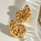 Minimalistisk 18K Beach Rustfrit Stål Konkylie Ribbet Ocean Breeze Øreringe Kvinder Anti Allergisk Elegant Charm Daglige smykker