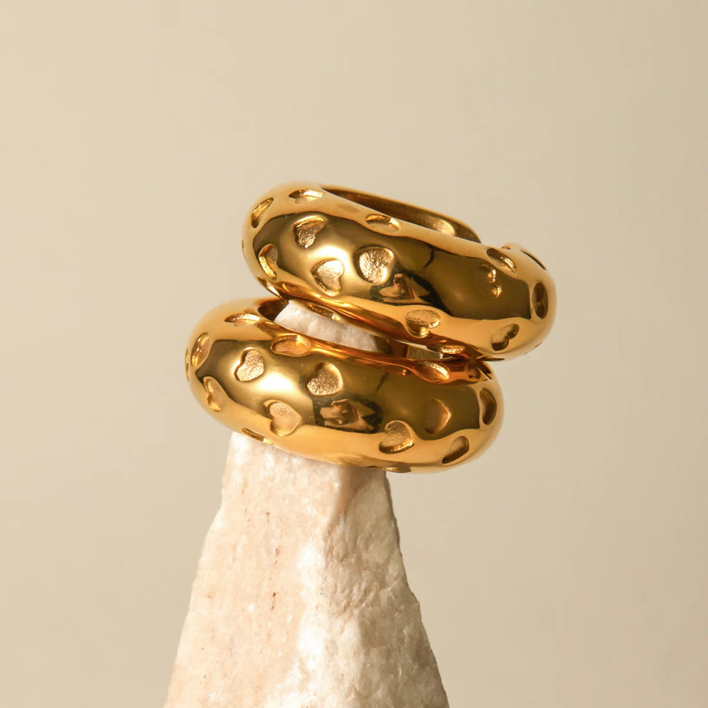 Creatieve roestvrijstalen liefdeshart hol C-vormige oorclip zonder aanslag 18K PVD goud vergulde metalen textuur mode sieraden