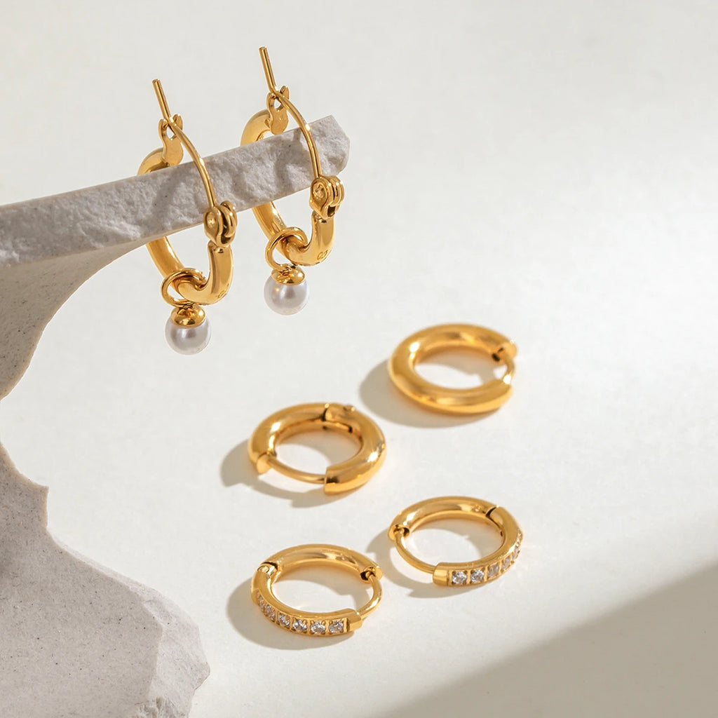 3 Paare pro Karte Edelstahl weiße Strass-Perlen-Ohrringe für Damen 18K PVD-beschichtet, antiallergisch, rostfrei Schmuck