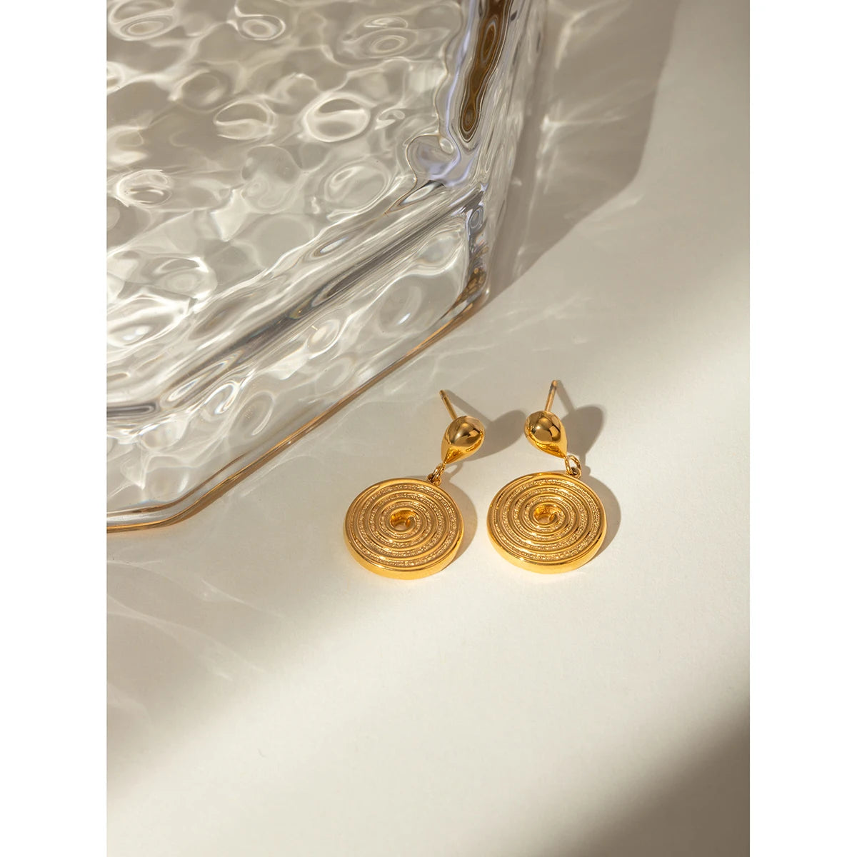 Trendy 18K goud vergulde metalen roestvrijstalen waterdruppel draad oorbellen stijlvolle charm sieraden браслеты женские zomer cadeau