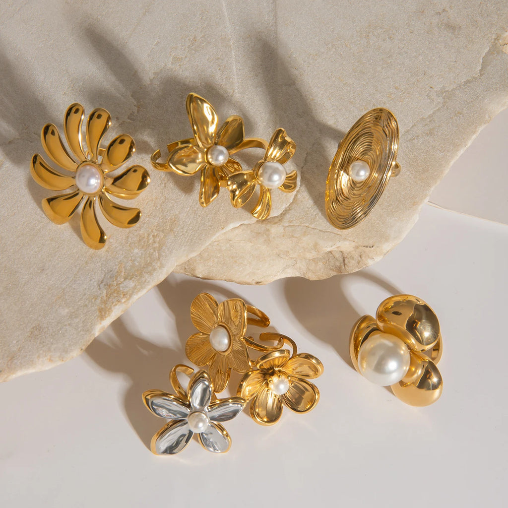 Vintage 18K Gold Plated Stainless Steel Pearl Geometric Flower Shaped Open End Ring Women Anti Allergic Charm Daily Jewelry