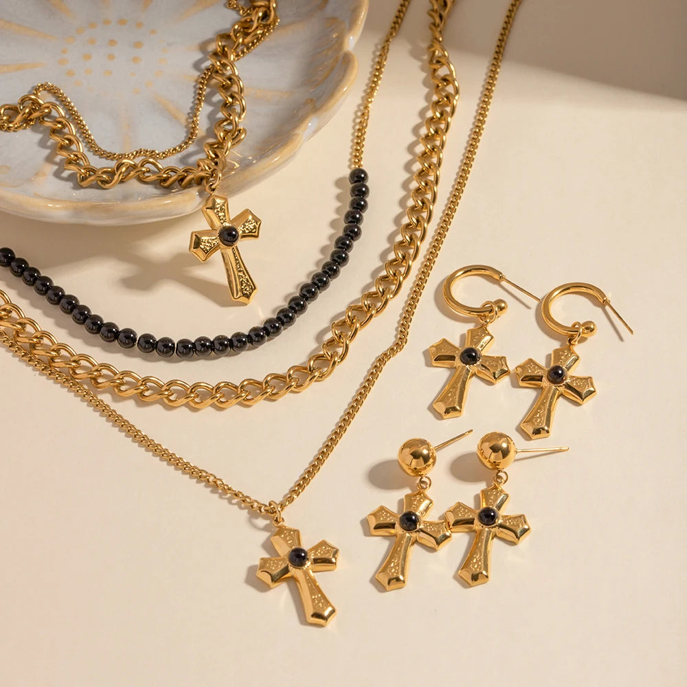 Crucifix en métal plaqué or 18 carats, acier inoxydable, incrustation d'agate noire, pendentif croix de luxe discret, boucles d'oreilles pour femmes, bijoux chrétiens