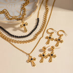 Crucifix en métal plaqué or 18 carats, acier inoxydable, incrustation d'agate noire, pendentif croix de luxe discret, boucles d'oreilles pour femmes, bijoux chrétiens