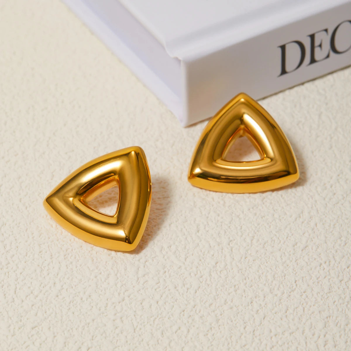 Roestvrij Staal Creatieve 18K Goud Vergulde Minimalistische Geometrische Driehoekige Holle Oorbellen Persoonlijkheid Roestvrij Sieraden