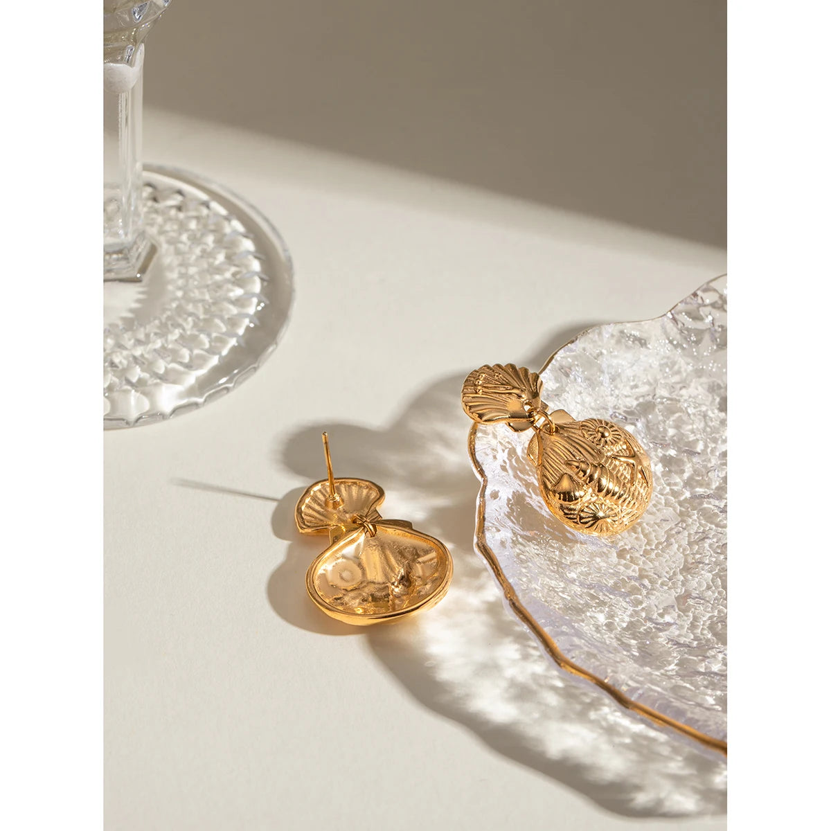 18K PVD minimalistisk rustfrit rustfrit stål Muslingeskal Søstjerne Ocean øreringe Anti-allergiske kvinder Vandtætte strandsmykker