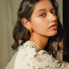 18k forgyldt delikat rustfrit stål Bølgeformede kærlighedshjerte øreringe lyse hyggelige rustsikre smykker Bijoux Femme gallagave