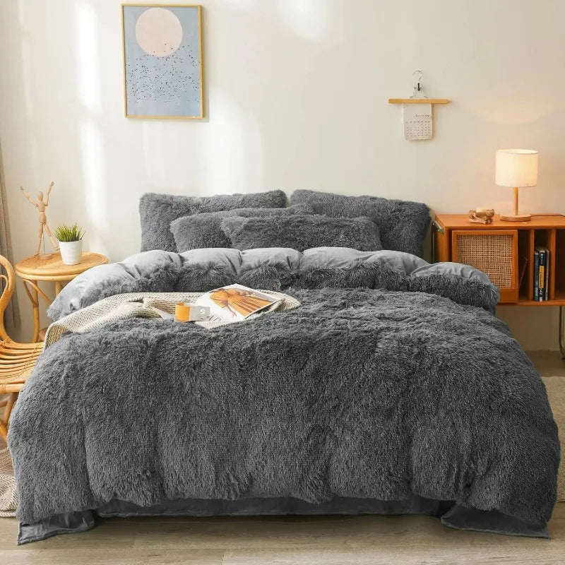 Ultra Soft Black Faux Fur 3-Piece Queen Comforter Set – Plush Fluffy Bedding with Duvet Cover and 2 Pillowcases