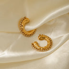 Rustfrit stål 18K forgyldt C-formet hammer korn indlæg Rhin-bore clips anløbssikker lys luksus kvinder øre smykker