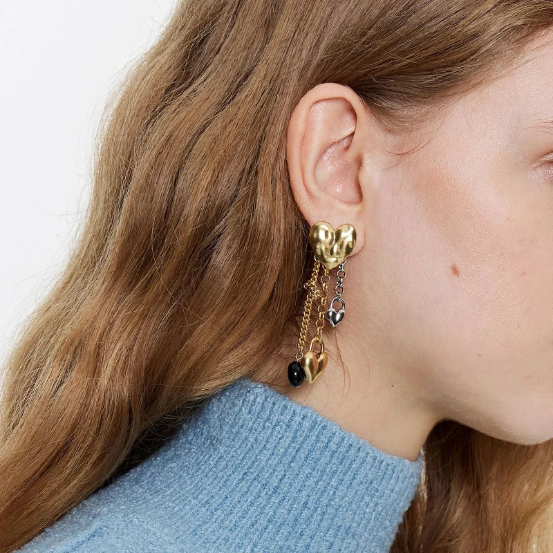 Minimalistische 18k vergoldete Edelstahl-Hammerkorn-Liebe-Herz-Quasten-Ohrringe für Frauen, allergiepräventiver Charmschmuck