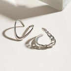 2er Set Stapelringe Silberfarbener Edelstahl V-förmiges Doppel-Lagen-Design Farblich beständige Unisex-Schmuck