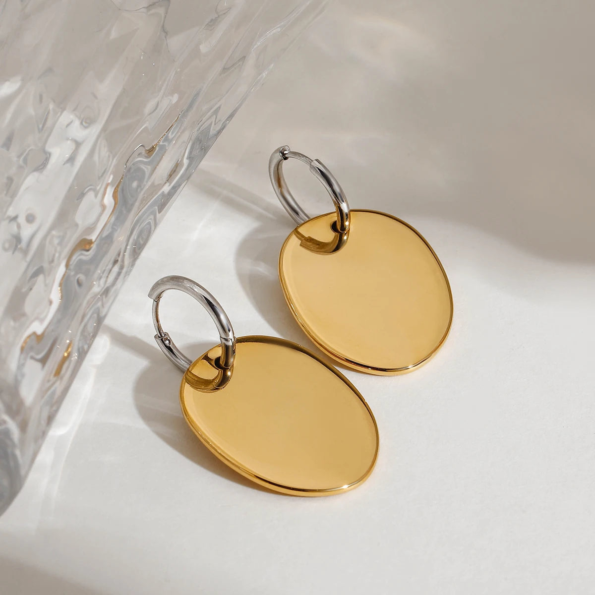 Geometrische Gold-Silber Farbblockierte Glatte Oval-Ohrringe aus Edelstahl für Damen, Statement, rostfrei, stilvoller Schmuck