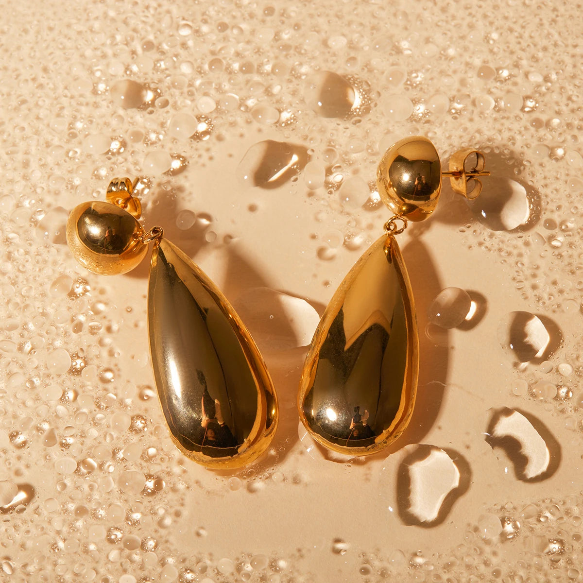 Brincos Pingente Gota de Água Hemisfério Fashion Chique Geométrico em Aço Inoxidável Banhado a Ouro 18K Charme Grande Joia para Orelha Feminina