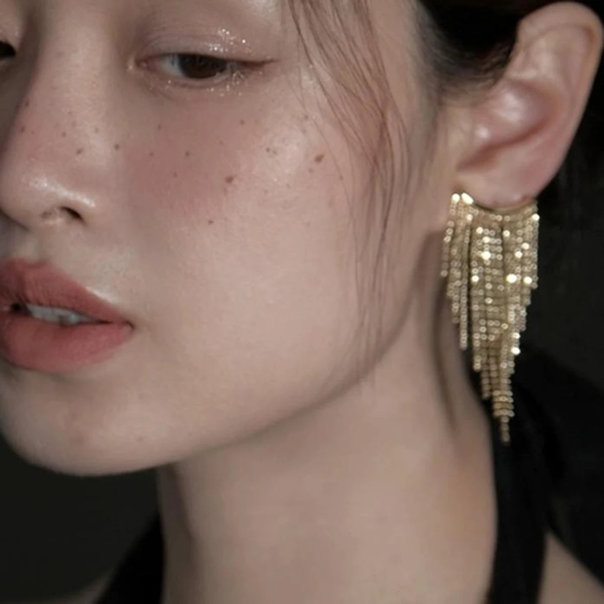 ミニマリスト ステンレススチール 18K ヴィンテージ 多層 小さなビーズ フリンジ付き ピアス 錆びにくい 魅力的な 女性用 ジュエリー アクセサリー