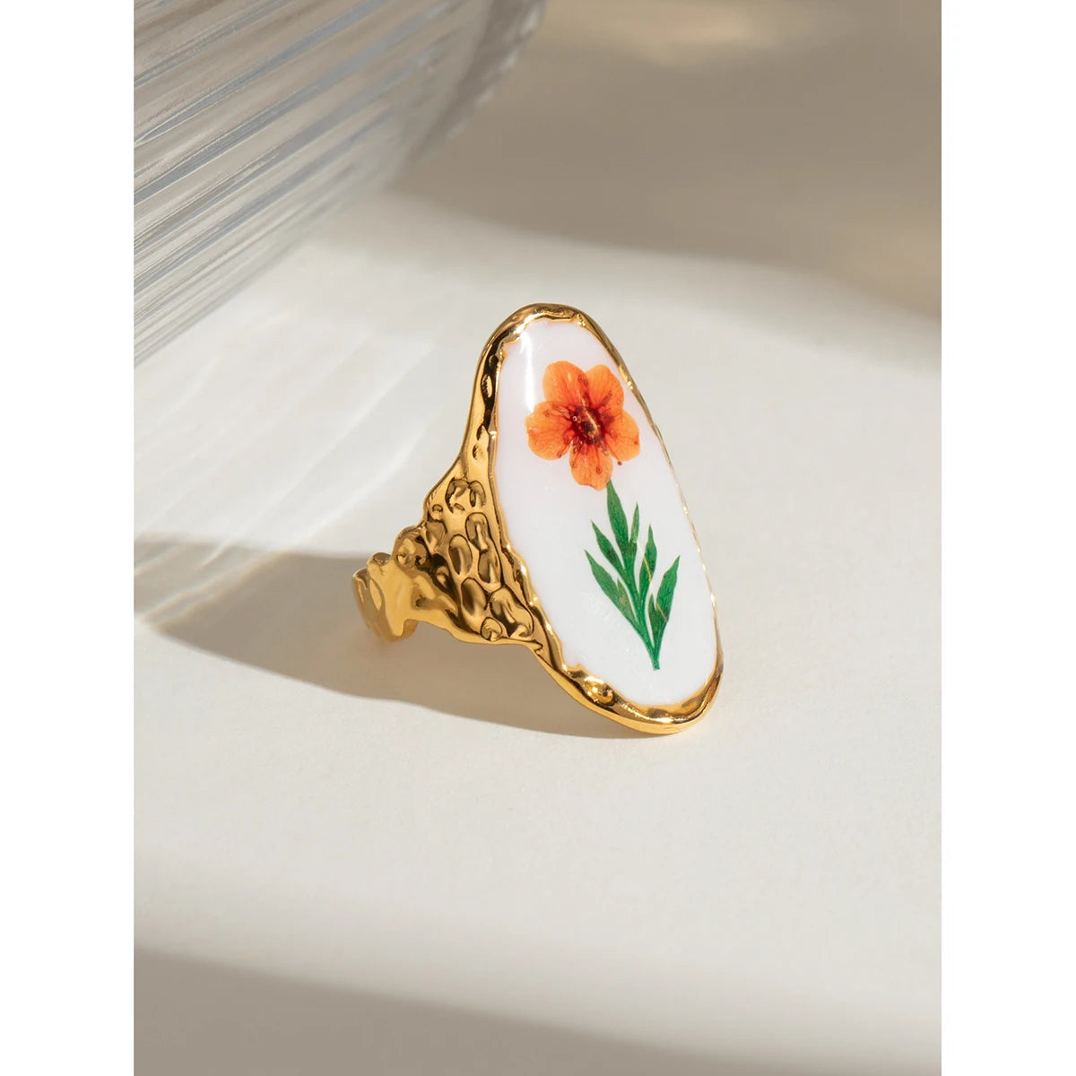 Literarischer Retro Weißer Tropfen Öl Grün Getrocknete Blume Offener Ring 18K Goldbeschichteter Schmuck Edelstahl Damen Wasserdichtes Geschenk
