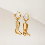 18k forgyldt rustfrit stål støvlemønstrede vedhængsøreringe med femtakkede stjernediamanter, anti-allergiske smykker