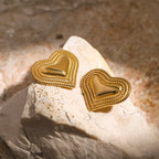 Rustfrit stål Minimalistisk C form konvekse kærlighedshjerte øreringe 18k forgyldte Anti-allergisk Stilfuldt frit temperament Bijoux smykker