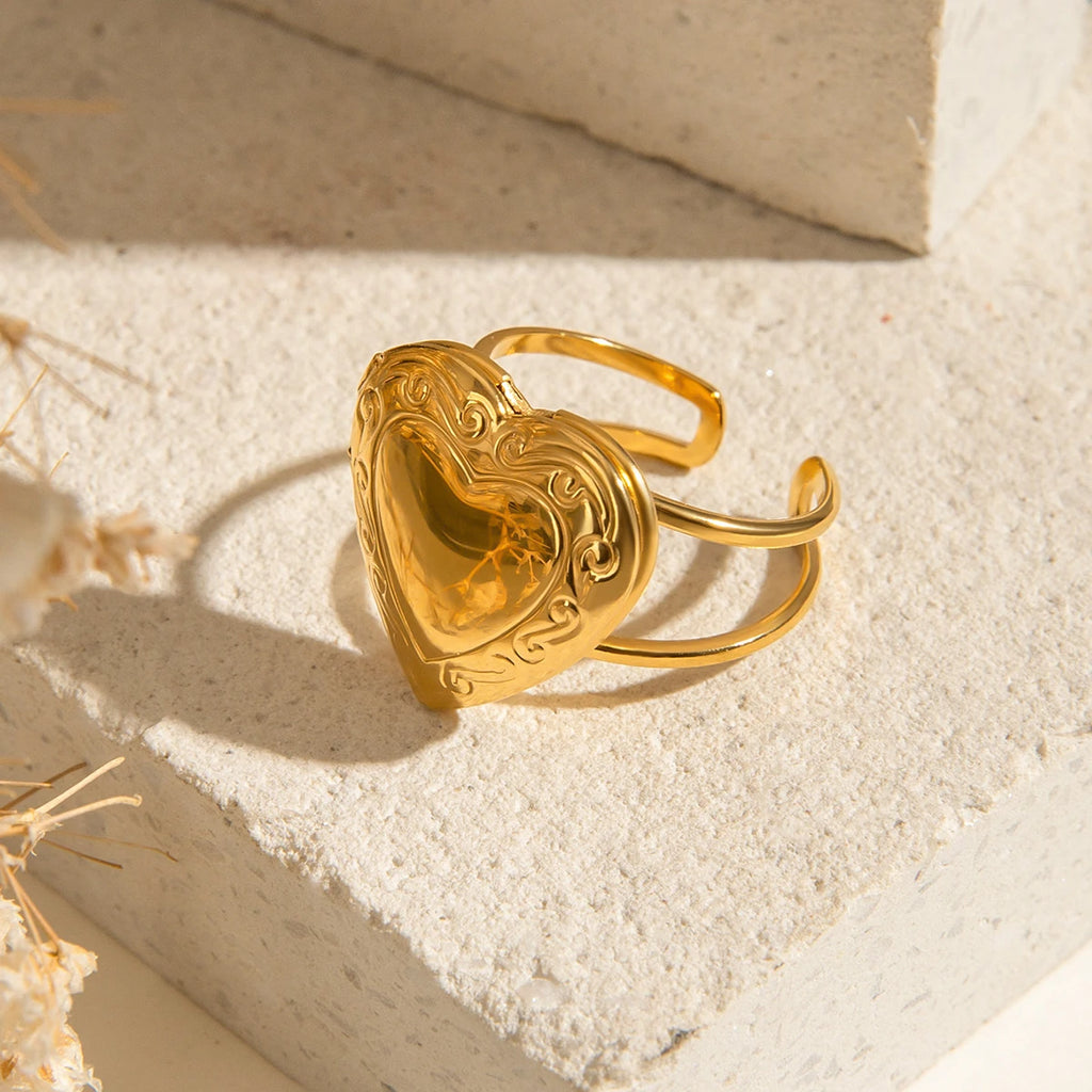 18K Gold Plated Charm Romantic Pattern Love Heart Photo Box Adjustable Open Ring Women Anti Allergic Gala Gift Jewelry