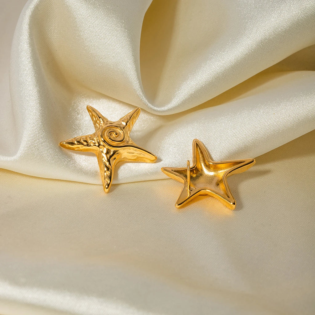 Pendientes de botón en espiral con forma de estrellas de cinco puntas minimalistas chapados en oro de 18k de acero inoxidable impermeables joyería chic femenina para gala
