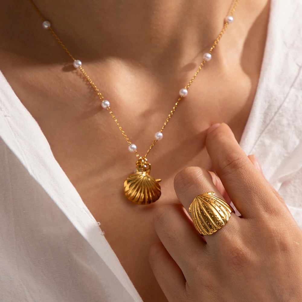 18K vergoldeter Edelstahl Meer Ozean Element Muschel Kaurischnecke Muster Ohrring/Ring/Halskette Damen Ohr Schmuck ohne Anlaufen