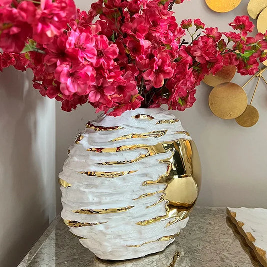 Elegant Gold Ceramic Vase Round Hollow Plaid Design Home Furnishing Decor European Style Flower Arrangement Accessory Large Tabletop Vase Perfect for Home Office Decor Ideal Gift for Birthdays Christmas Valentine's Day
